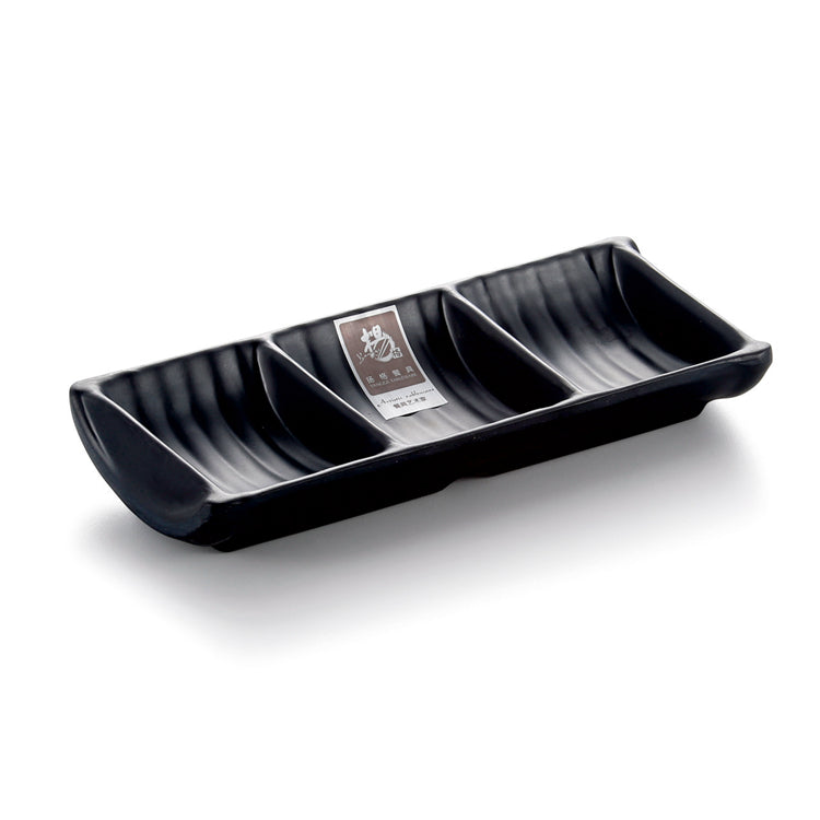 7.3 Inch Matt Finish Black Restaurant Divided Sauce Dish YG140118MS