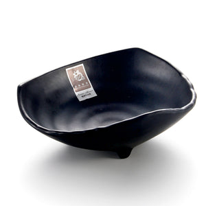 6.8 Inch Matte Black Melamine Triangle Salad Bowl YG140153MS